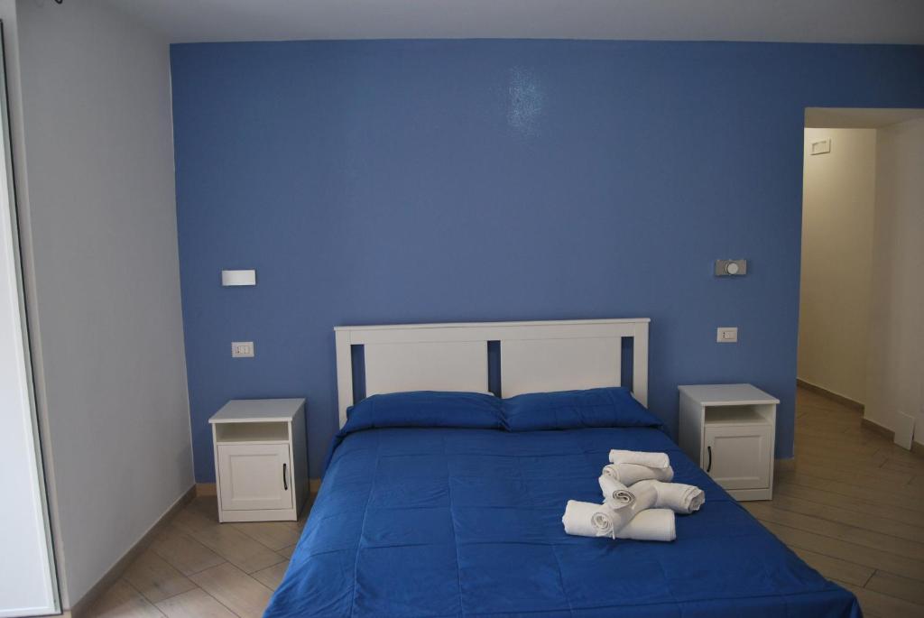 Postel nebo postele na pokoji v ubytování Historic Center Suite