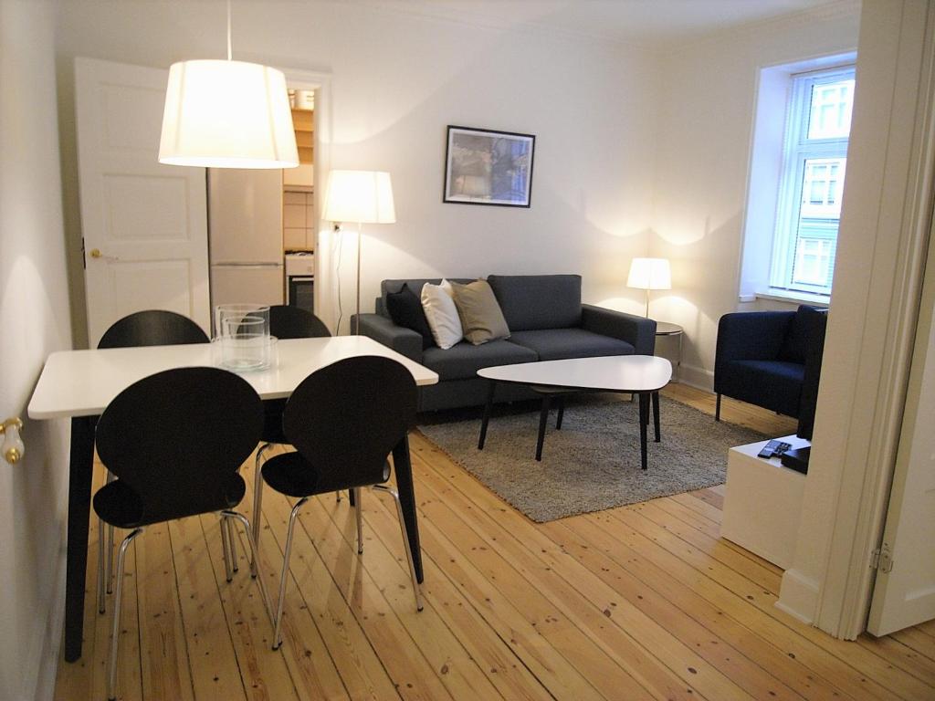 Bright 1-bedroom apartment in popular Østerbro - 一居室公寓