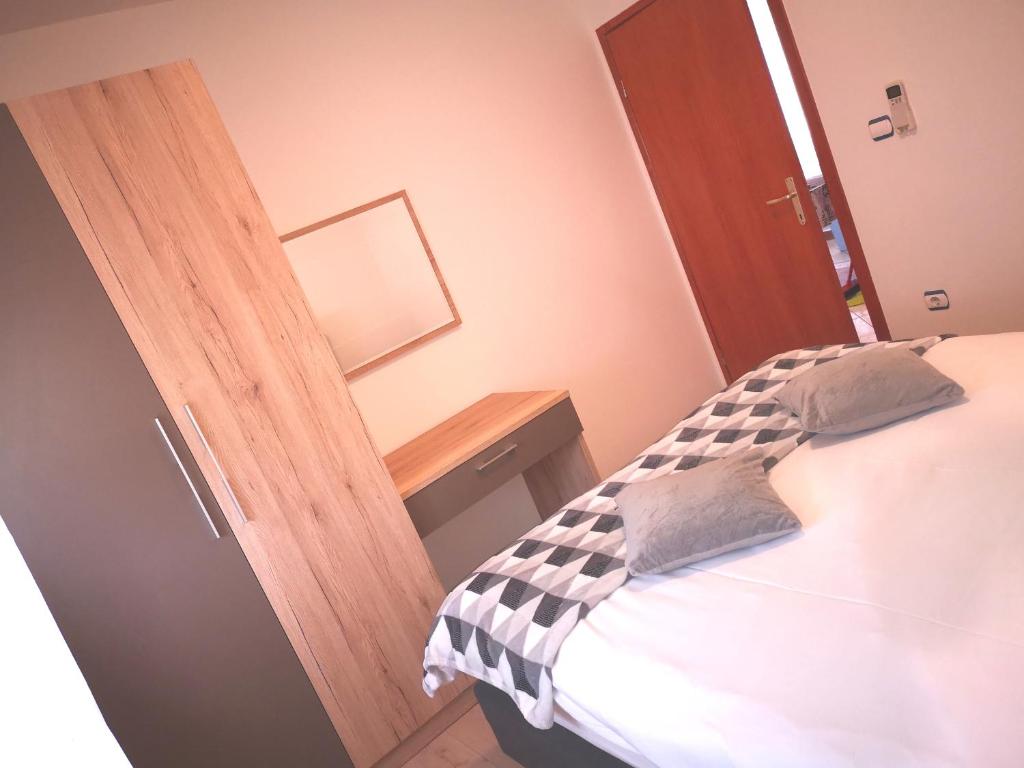 Apartments Puntamika - 7