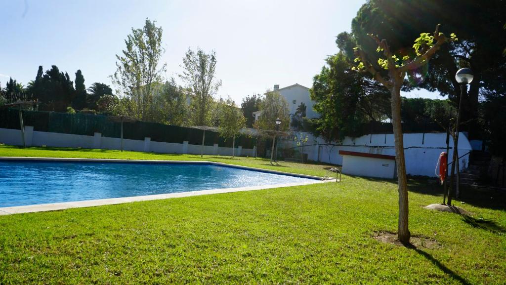 Bazén v ubytování Villa Paradise by MarCalma nebo v jeho okolí