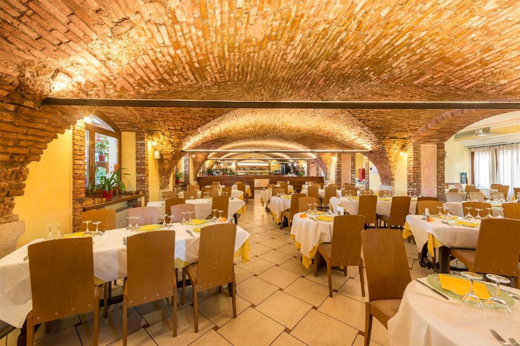 Restaurace v ubytování Hotel Antico Monastero