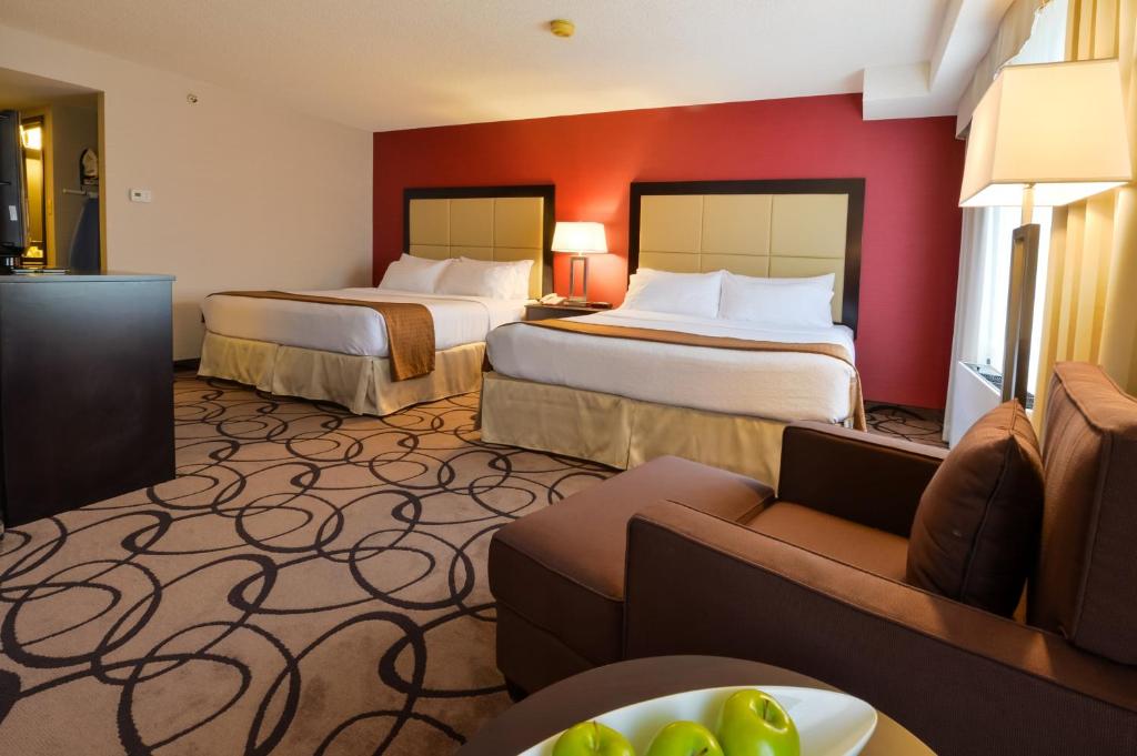 Holiday Inn Montreal Centre Ville Downtown, an IHG Hotel - 豪华室有两个国王床 - 不吸烟