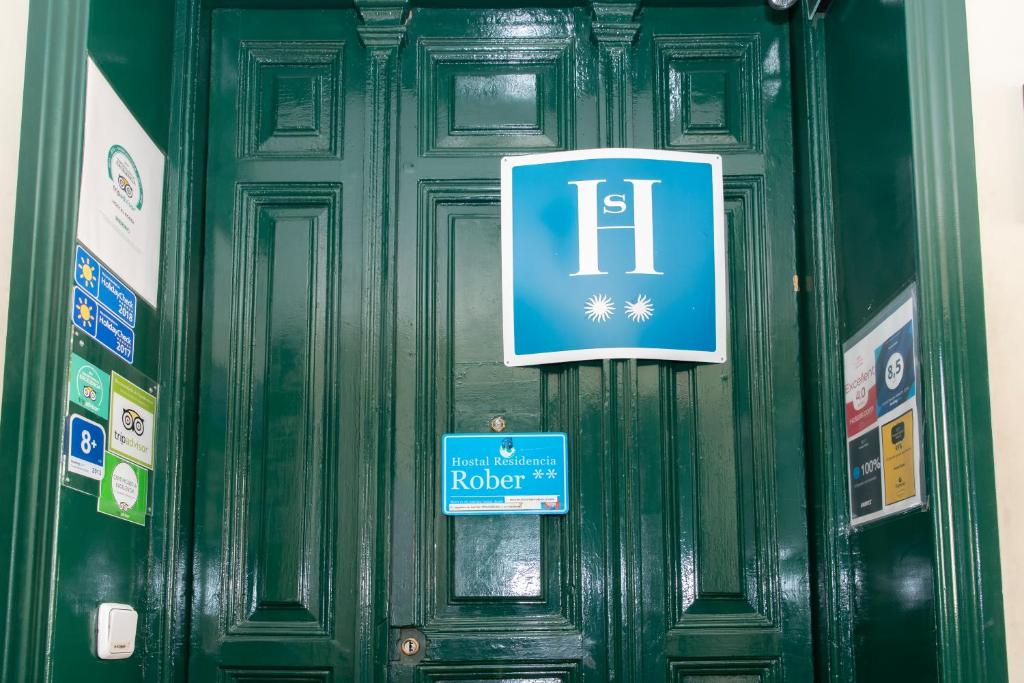 Certifikát, hodnocení, plakát nebo jiný dokument vystavený v ubytování Hostal Rober