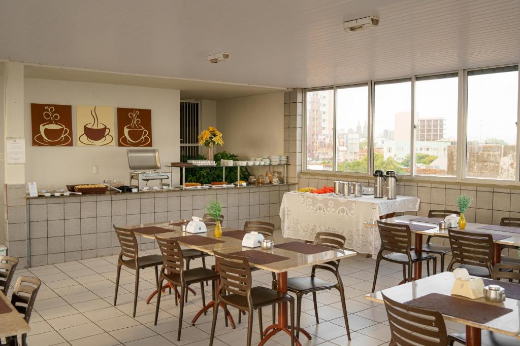  Iracema Mar Hotel