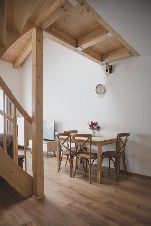 TV a/nebo společenská místnost v ubytování Apartmán Lipno nad Vltavou
