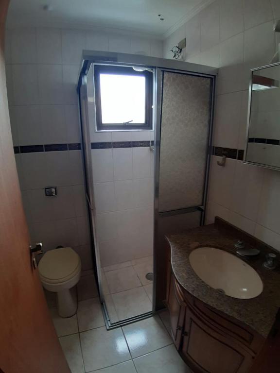  Apartamento na Enseada perto do mar