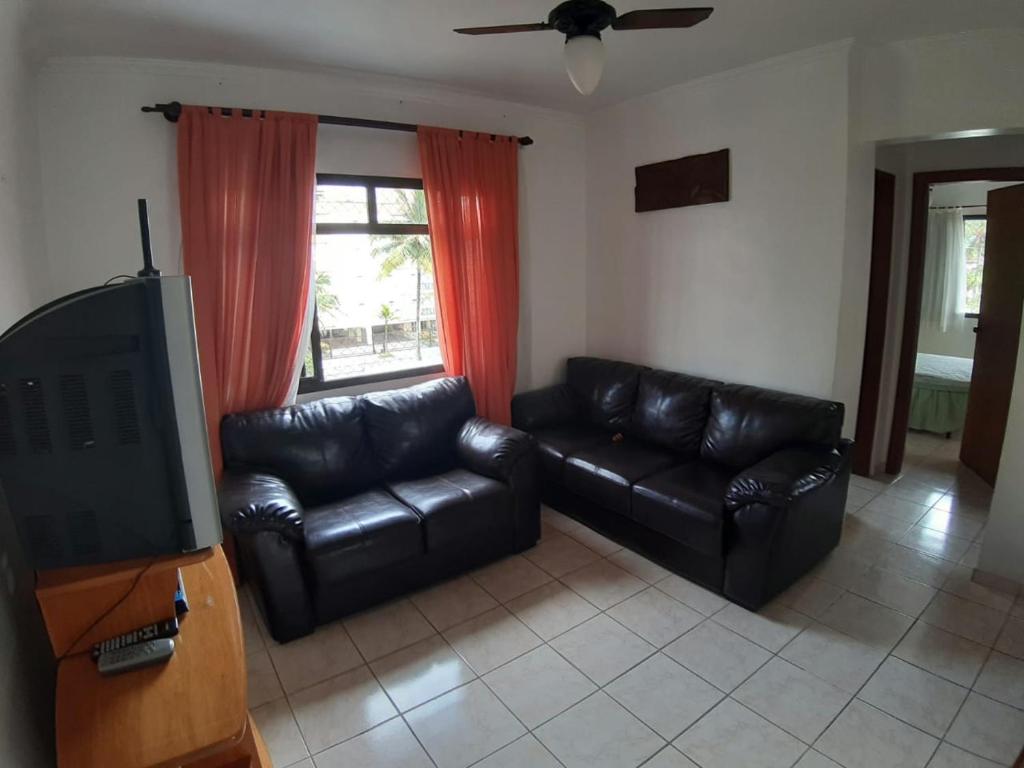  Apartamento na Enseada perto do mar