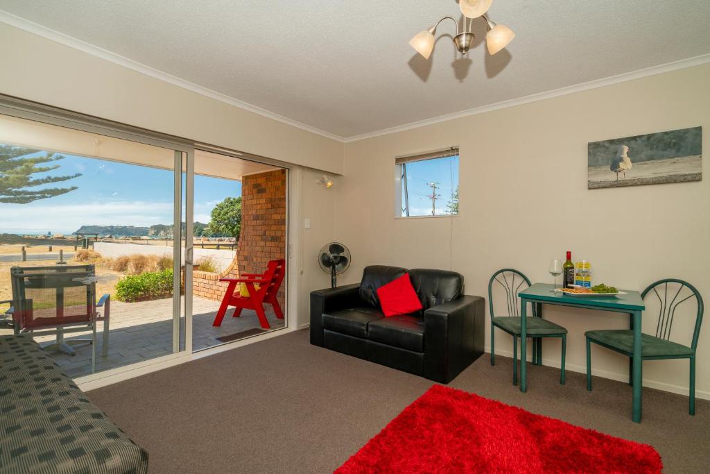 The Oceanside Motel - Resim 40