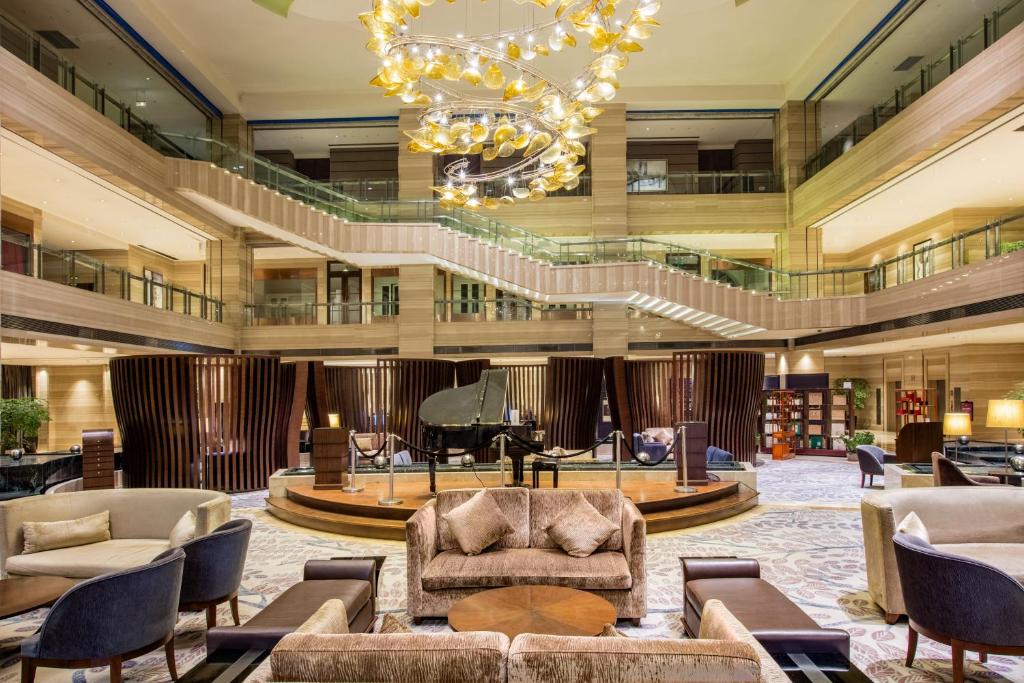 Posezení v ubytování Crowne Plaza Hefei by IHG