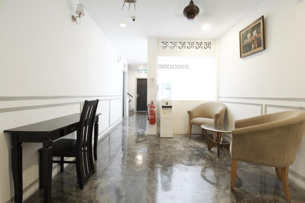 Gallery image of M S Hotel, Tengku Kelana KTM Klang in Klang