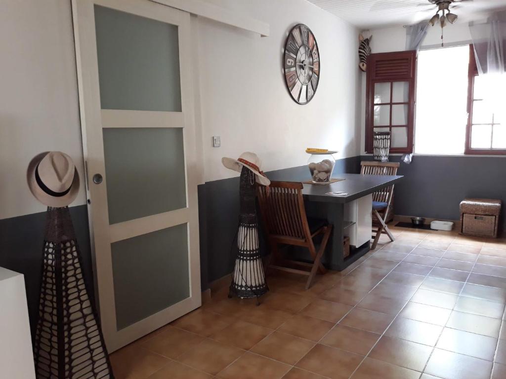 Posezení v ubytování chambre et table d’hôte au Diamant