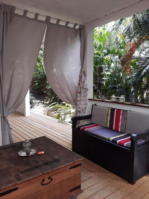 Posezení v ubytování chambre et table d’hôte au Diamant