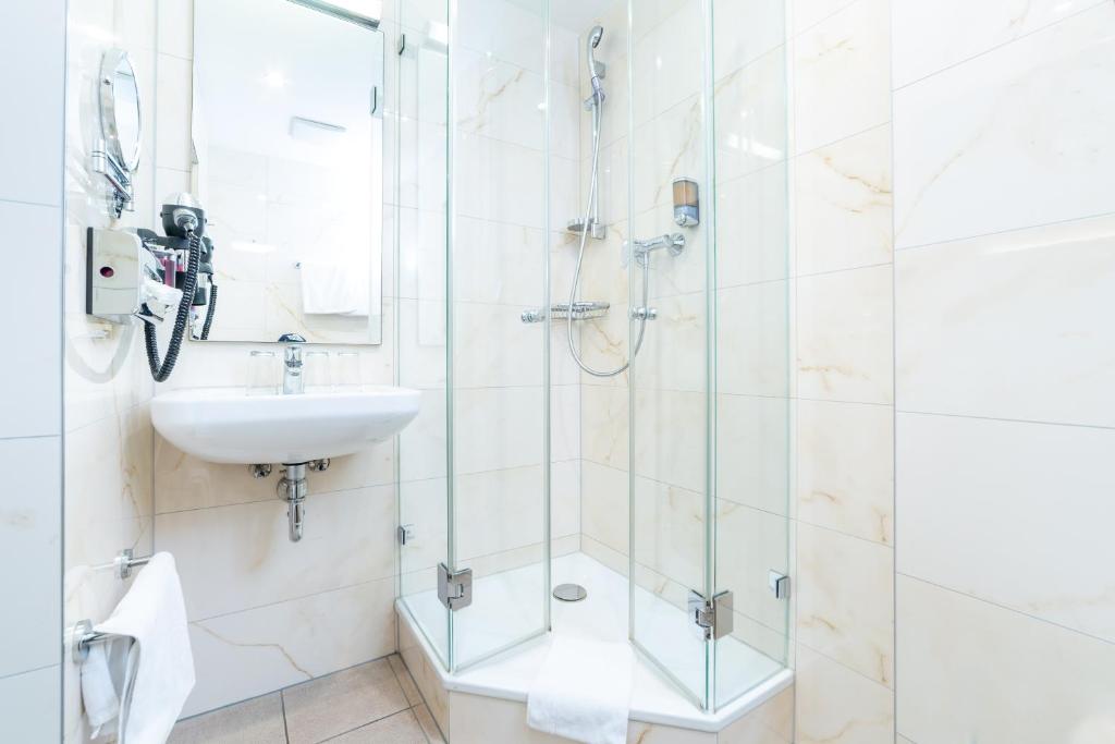 Hotel Rheinfelderhof - Resim 25