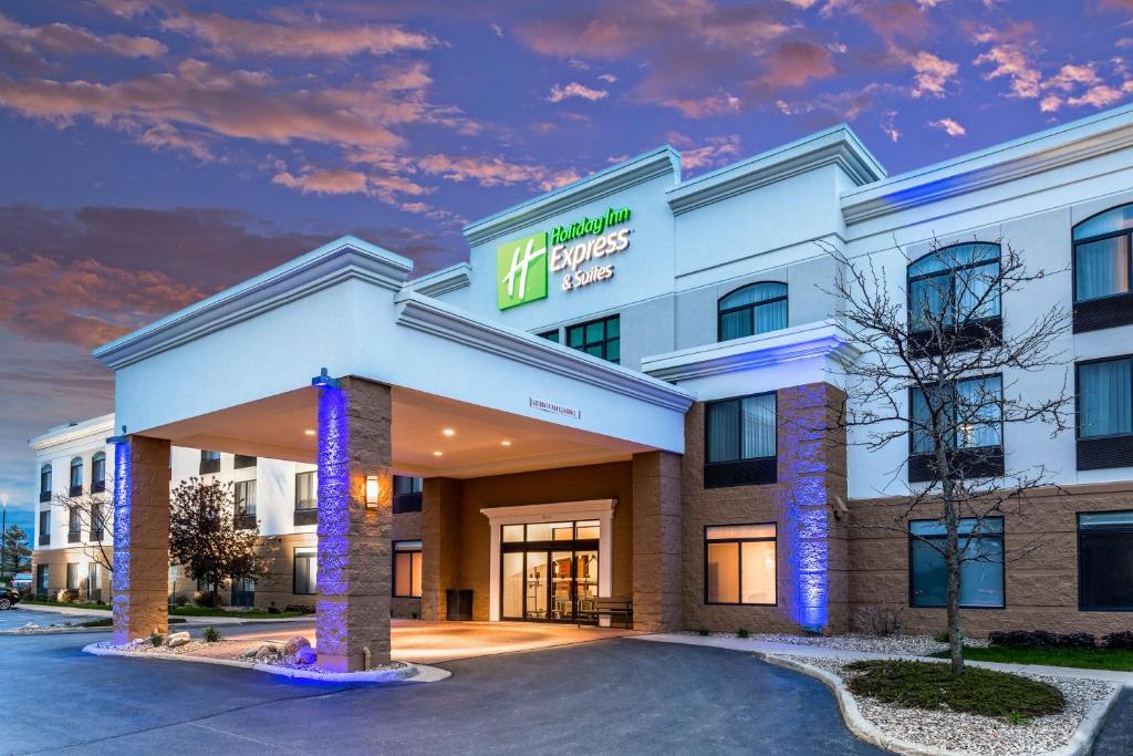 a rendering of a hotel front of the building at Holiday Inn Express & Suites Cedar Falls - Waterloo, an IHG Hotel in Cedar Falls
