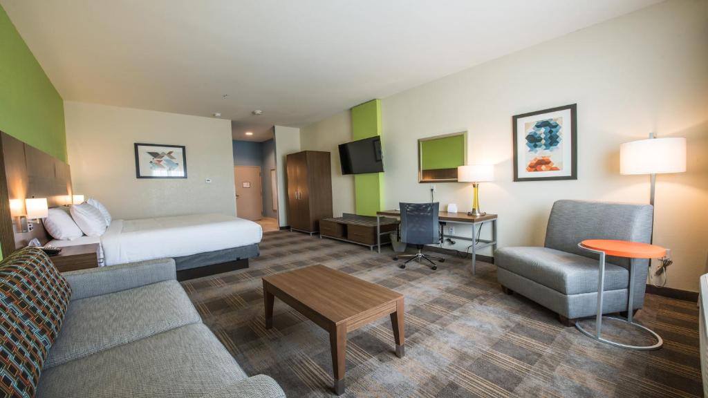 Holiday Inn Express & Suites - Dripping Springs - Austin Area, an IHG Hotel,  Dripping Springs – Updated 2023 Prices