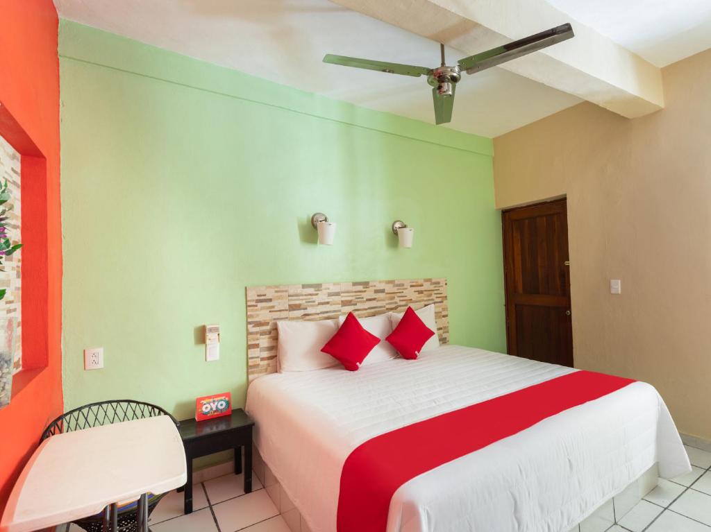 Postel nebo postele na pokoji v ubytování Hotel Costa Azul