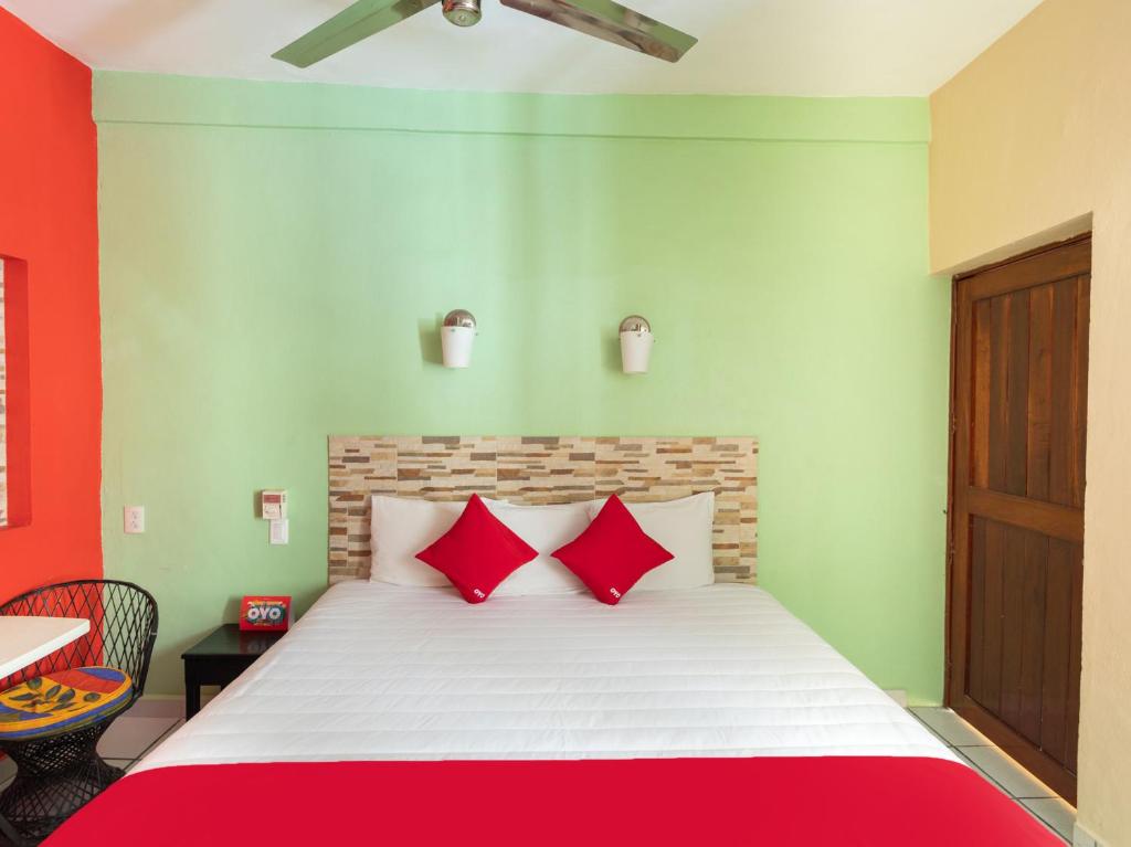Postel nebo postele na pokoji v ubytování Hotel Costa Azul