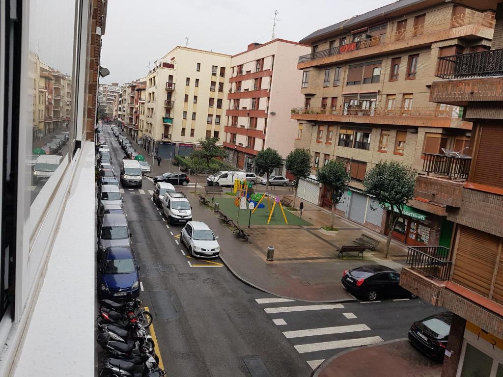 Descripción Peregrinación girasol Apartamento COSTA VASCA Las Arenas Getxo, Getxo – Precios actualizados 2023 Descripción Peregrinación girasol Apartamento COSTA VASCA Las Arenas Getxo, Getxo – Precios actualizados 2023