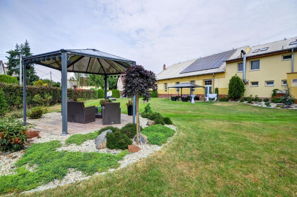 Zahrada ubytování Hostinec a penzion U sv. Mikuláše