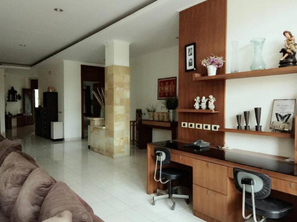 GK Gallery Rumah Sewa - Villa