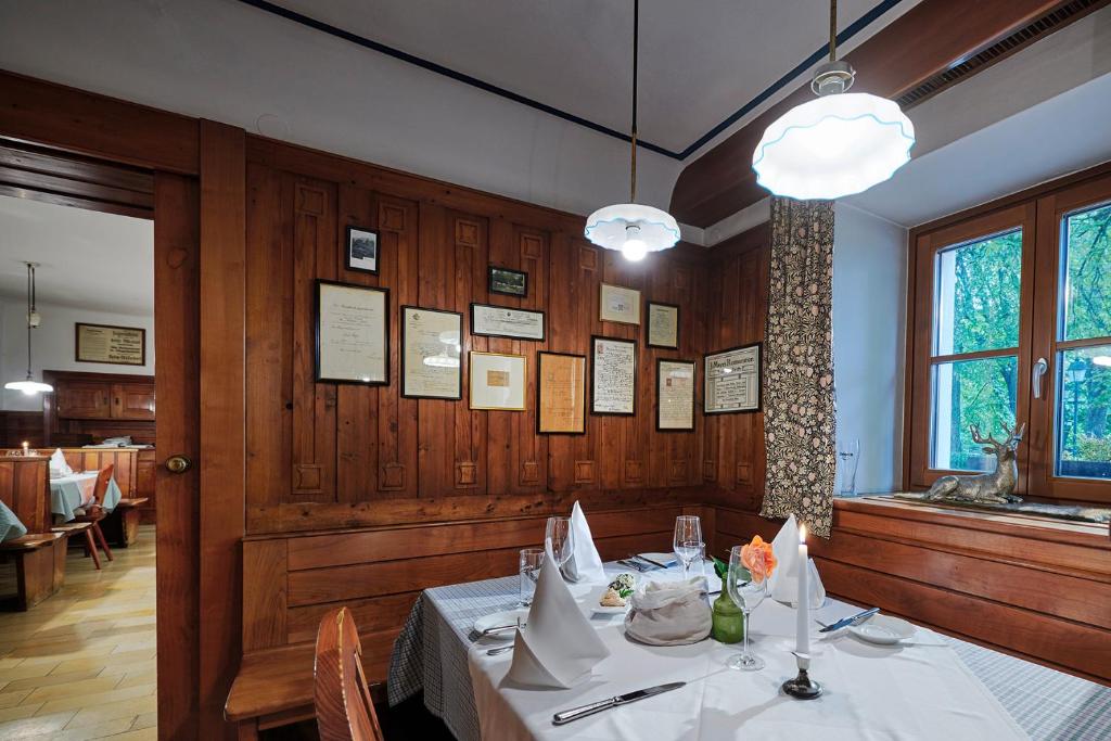 Restaurace v ubytování Landgasthof Mayr