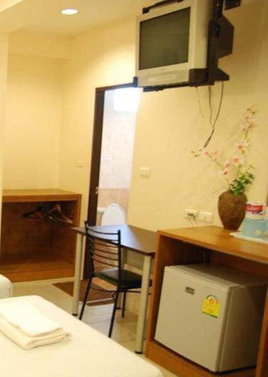 Rambuttri House - Resim 8