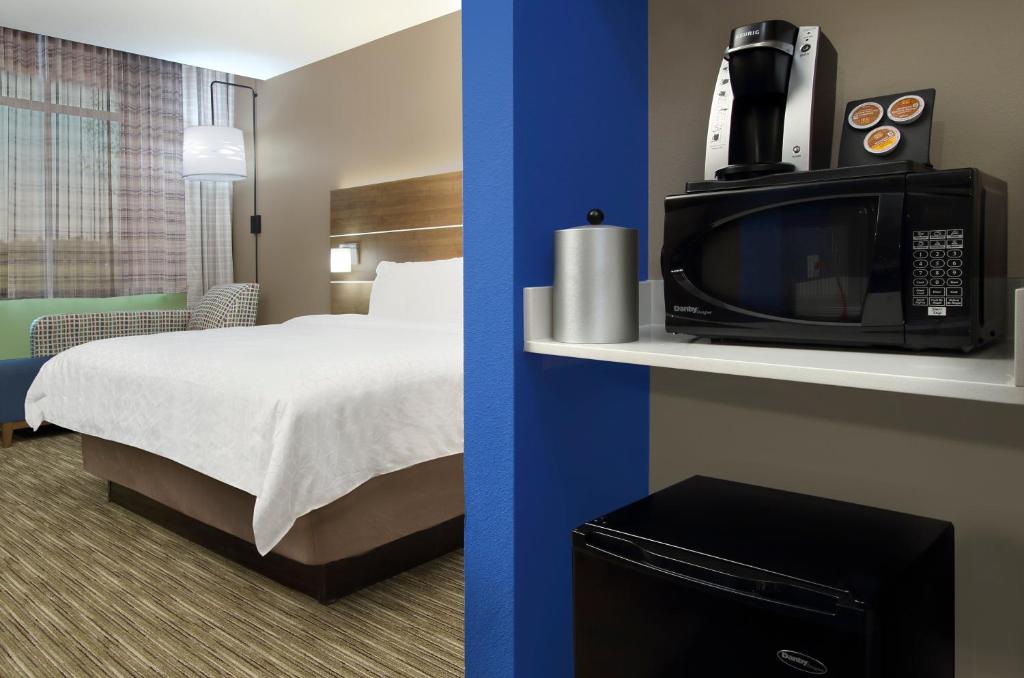 Holiday Inn Express & Suites Dallas Frisco NW Toyota Stdm, an IHG Hotel - Habitación Estándar King