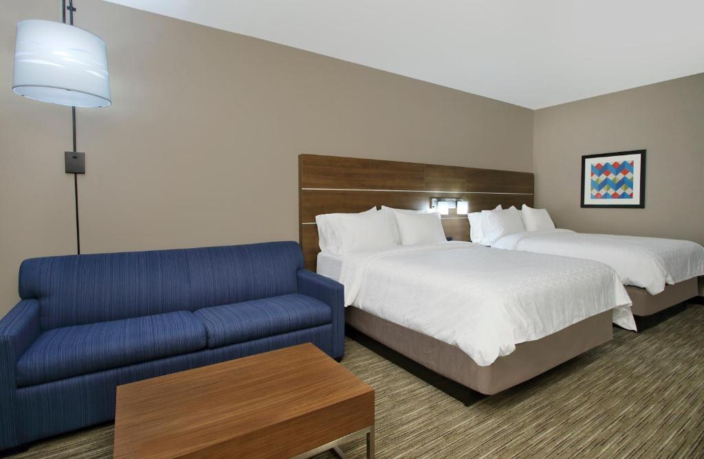 Holiday Inn Express & Suites Dallas Frisco NW Toyota Stdm, an IHG Hotel - 
