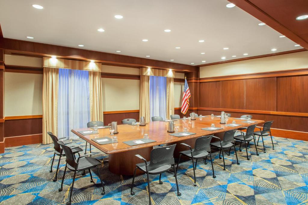 Crowne Plaza Springfield Convention Center by IHG photo