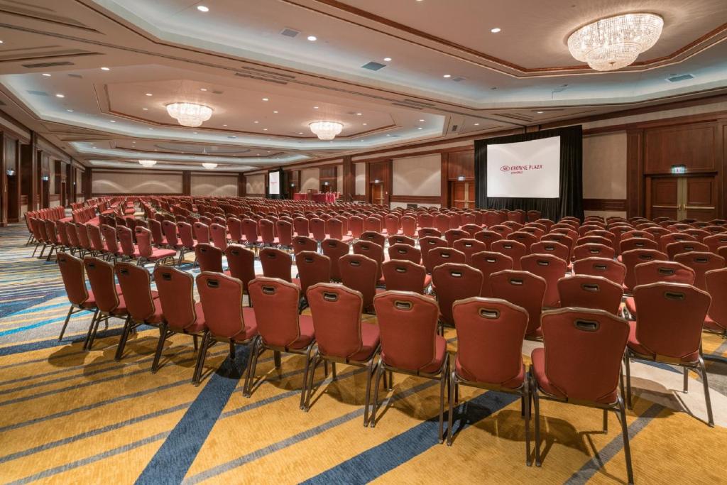 Crowne Plaza Springfield Convention Center by IHG photo