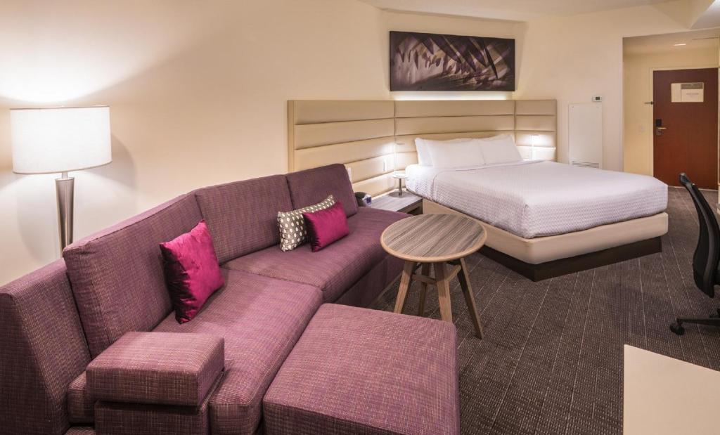 Crowne Plaza Springfield Convention Center by IHG - Habitación Estándar King