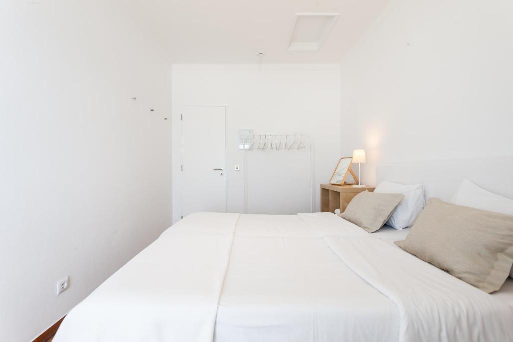 Blue Buddha Beach Rooms & Suites - 8