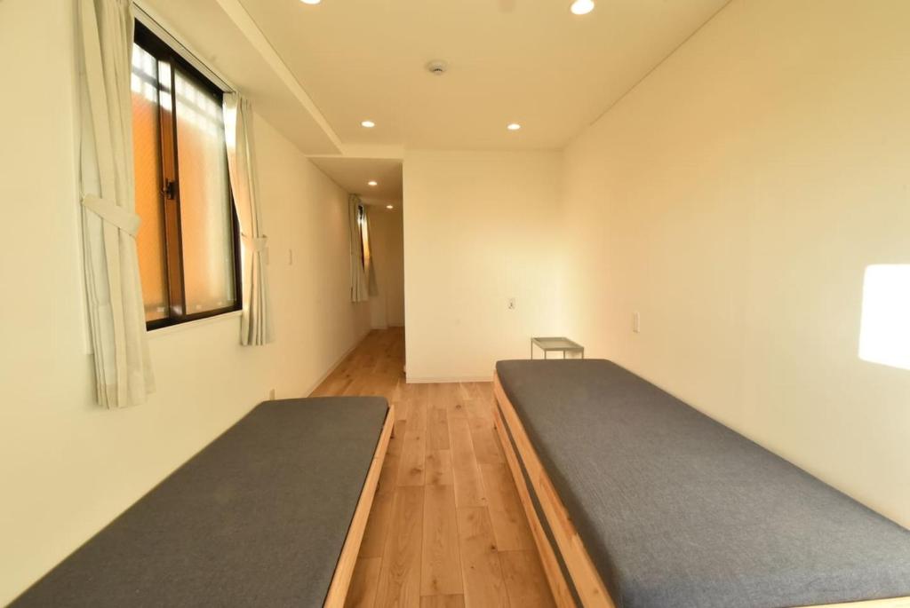 Enzo Tokyo - Triple Room With Private Bathroom