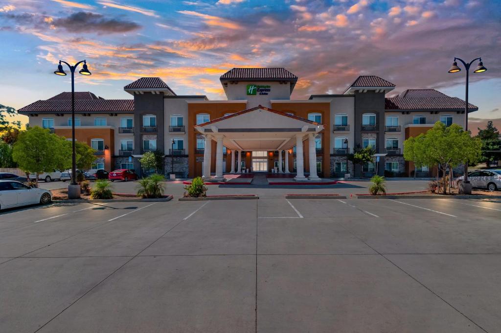 a rendering of a hotel with a parking lot at Holiday Inn Express Hotel & Suites Banning, an IHG Hotel in Banning