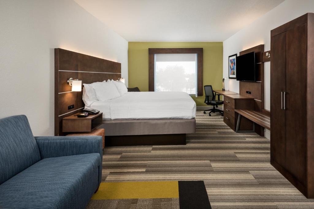 Holiday Inn Express Hotel & Suites Bartow by IHG photo
