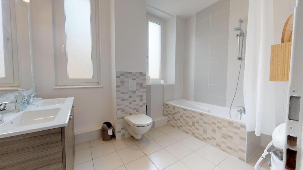 L'Entêté CLIM HYPERCENTRE 5-7 personnes – photo 3