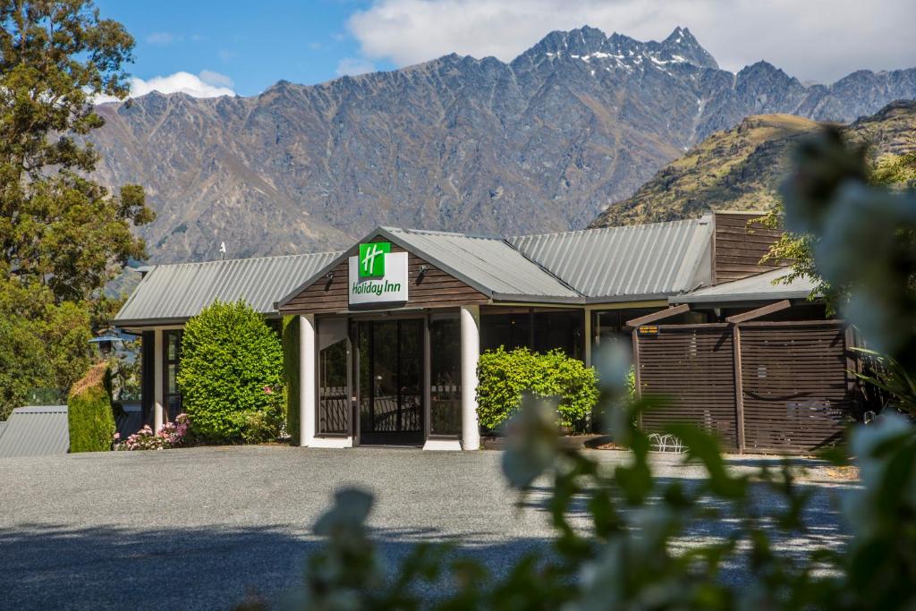 Holiday Inn Queenstown Frankton Road by IHG - Resim 38