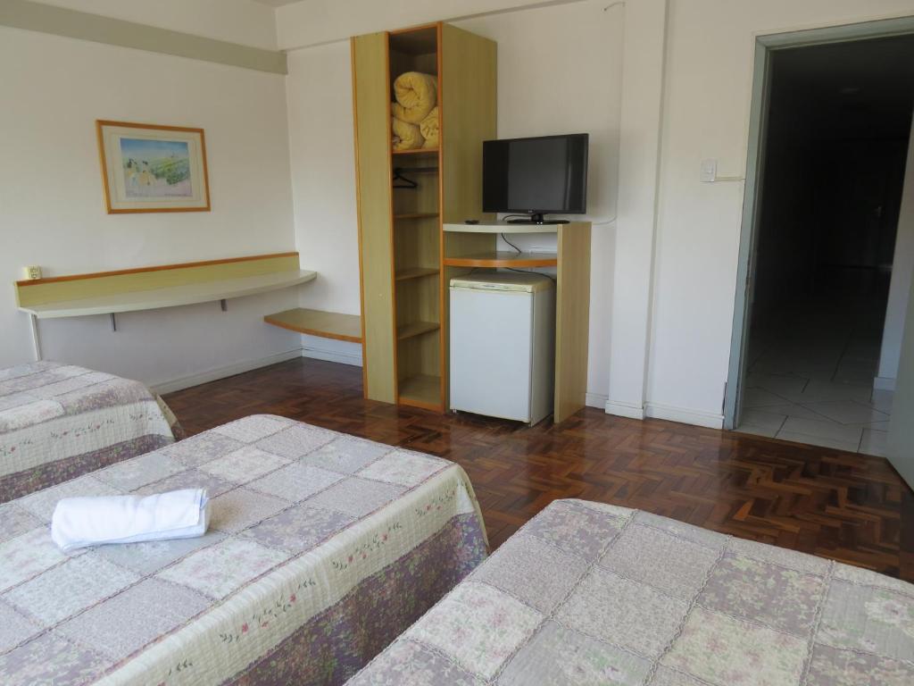  City Hotel