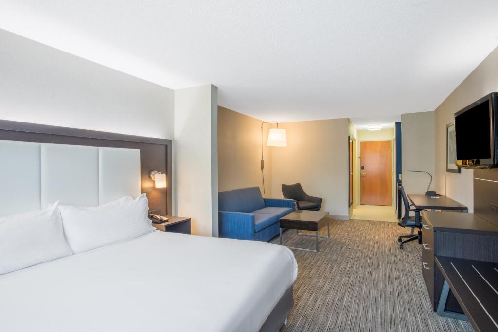 Holiday Inn Express Hotel & Suites Boston - Marlboro by IHG - Suite Met 1 Slaapkamer En Slaapbank