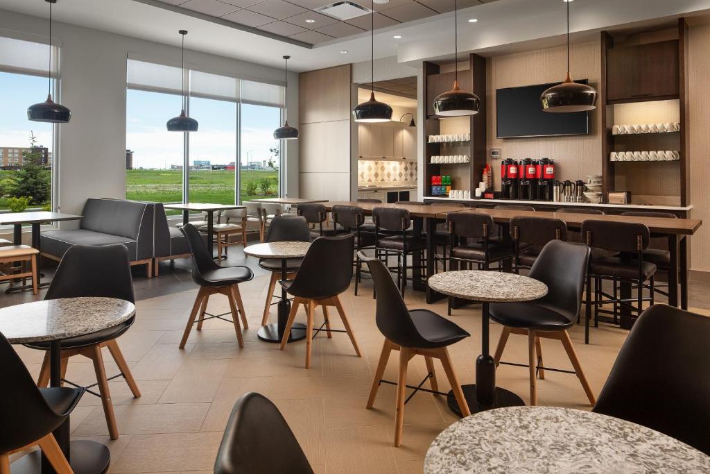 Hyatt Place Calgary Airport - Resim 4