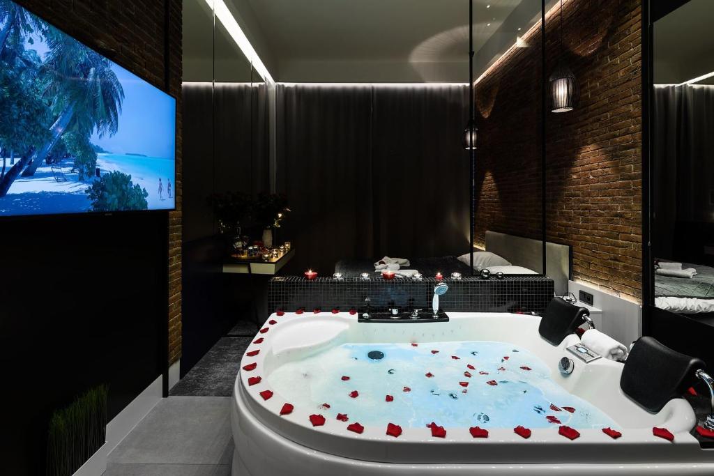 رزرو هتل، Starowiślna VIP Apartments JACUZZI، آژانس مسافرتی آسمان سپید