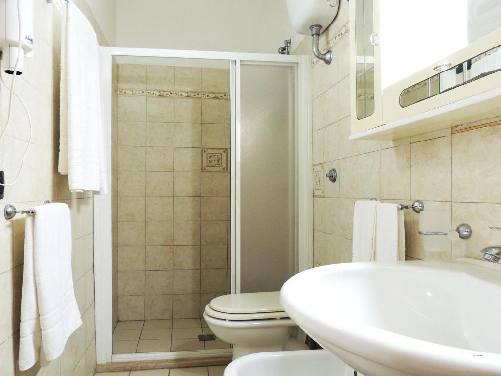 Koupelna v ubytování Hotel Porto Badisco