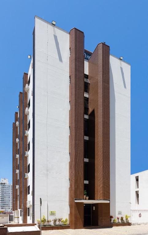  Hotel Lunes