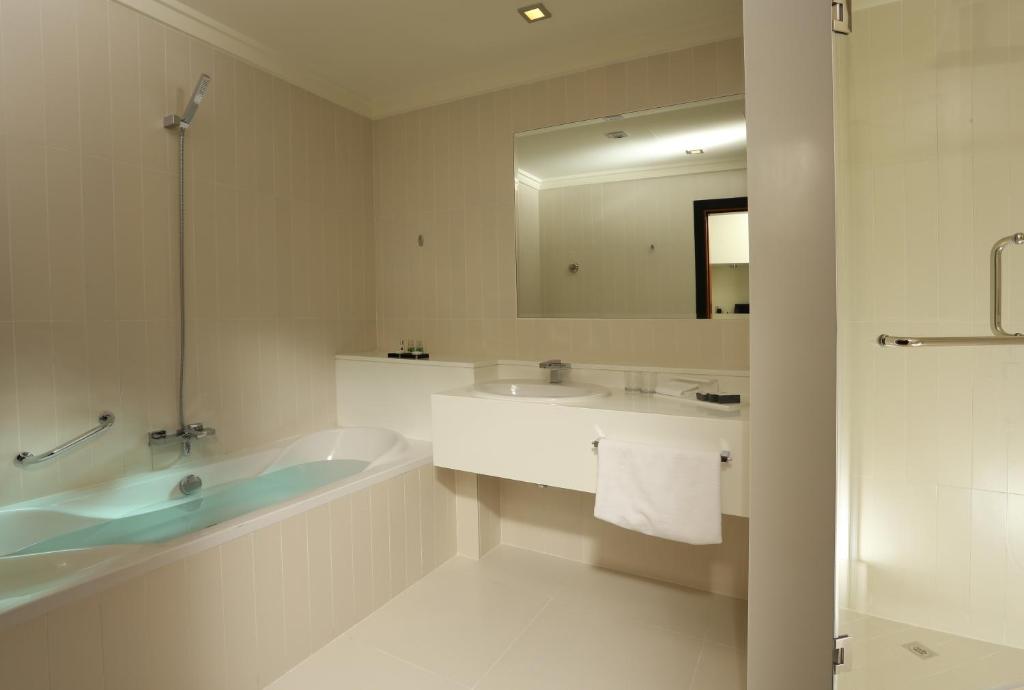 Millennium Airport Hotel Dubai - Resim 32
