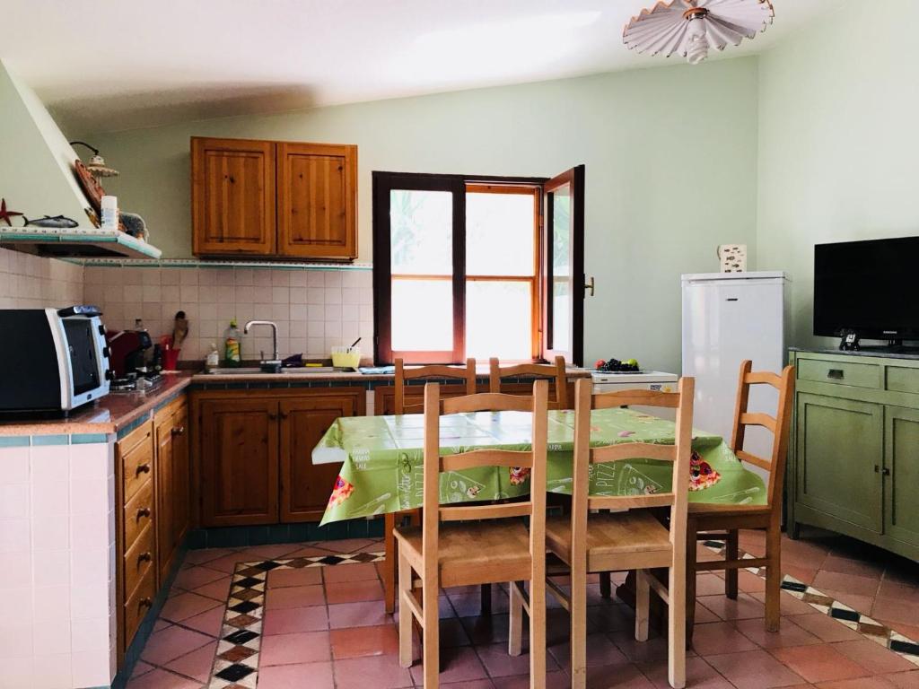 Villetta al Mare a Carloforte - Incantevole Oasi sul Mare