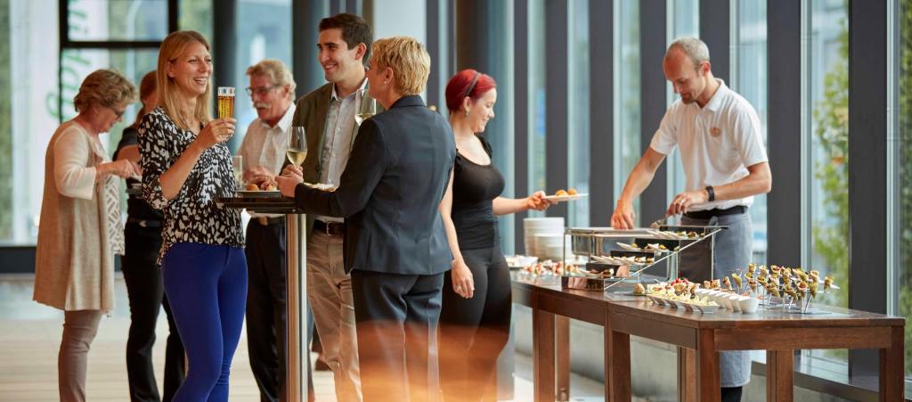 Holiday Inn Zürich Messe by IHG - Resim 20