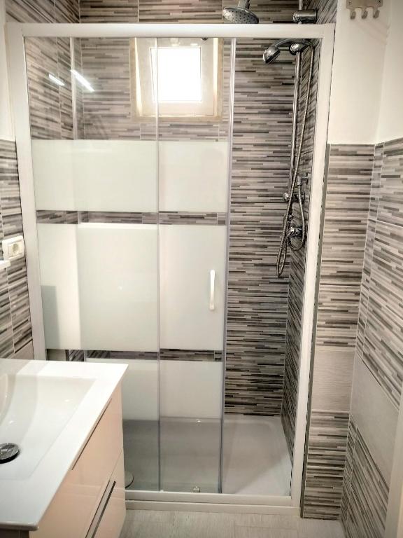 A bathroom at Dimora la Sirenetta
