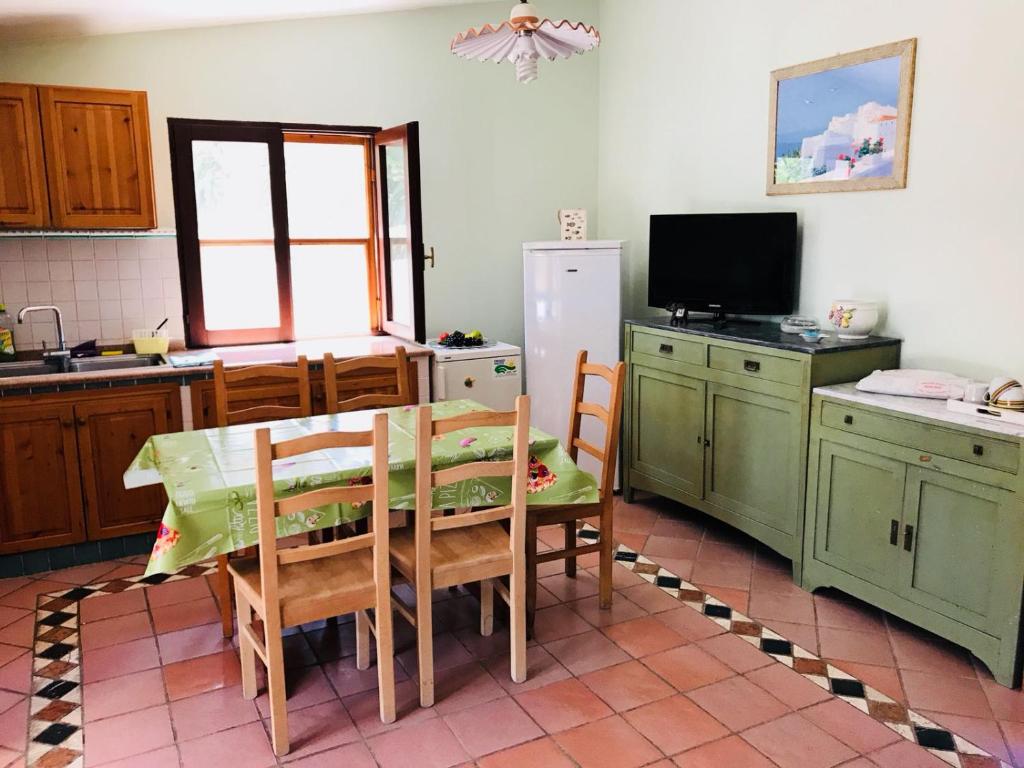 Villetta al Mare a Carloforte - Incantevole Oasi sul Mare