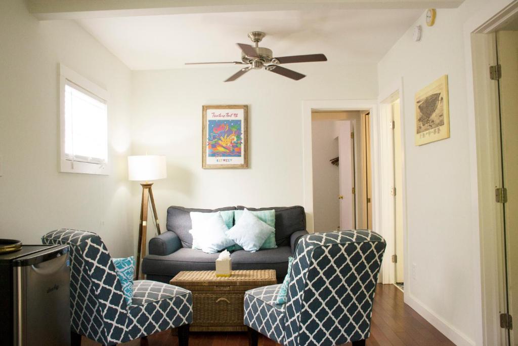 Duval House - Cottage