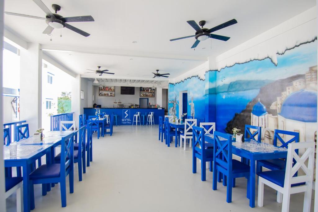 Restaurace v ubytování Skytel Palawan